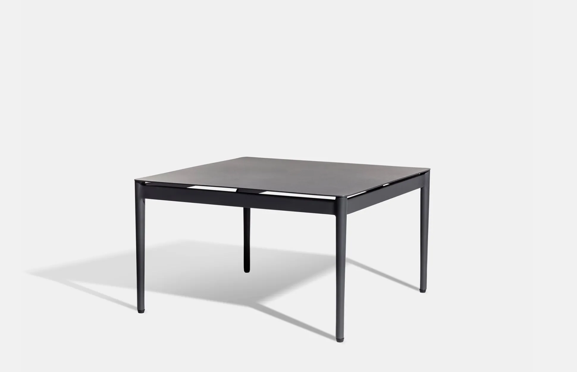Anholt Lounge Table