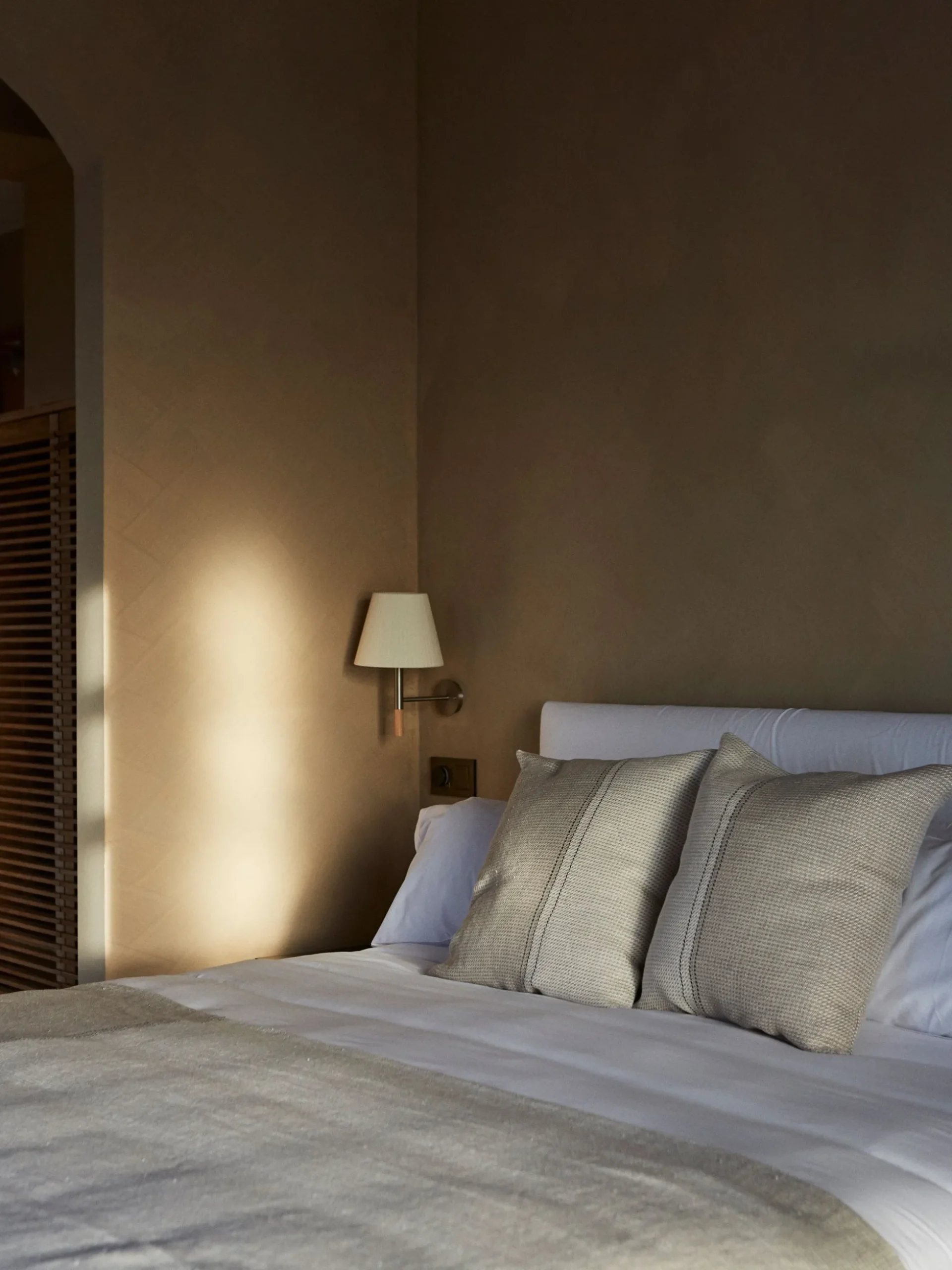 BC2 Wall Lamp