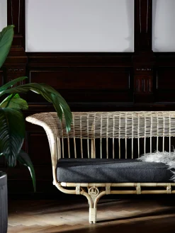 Belladonna Sofa