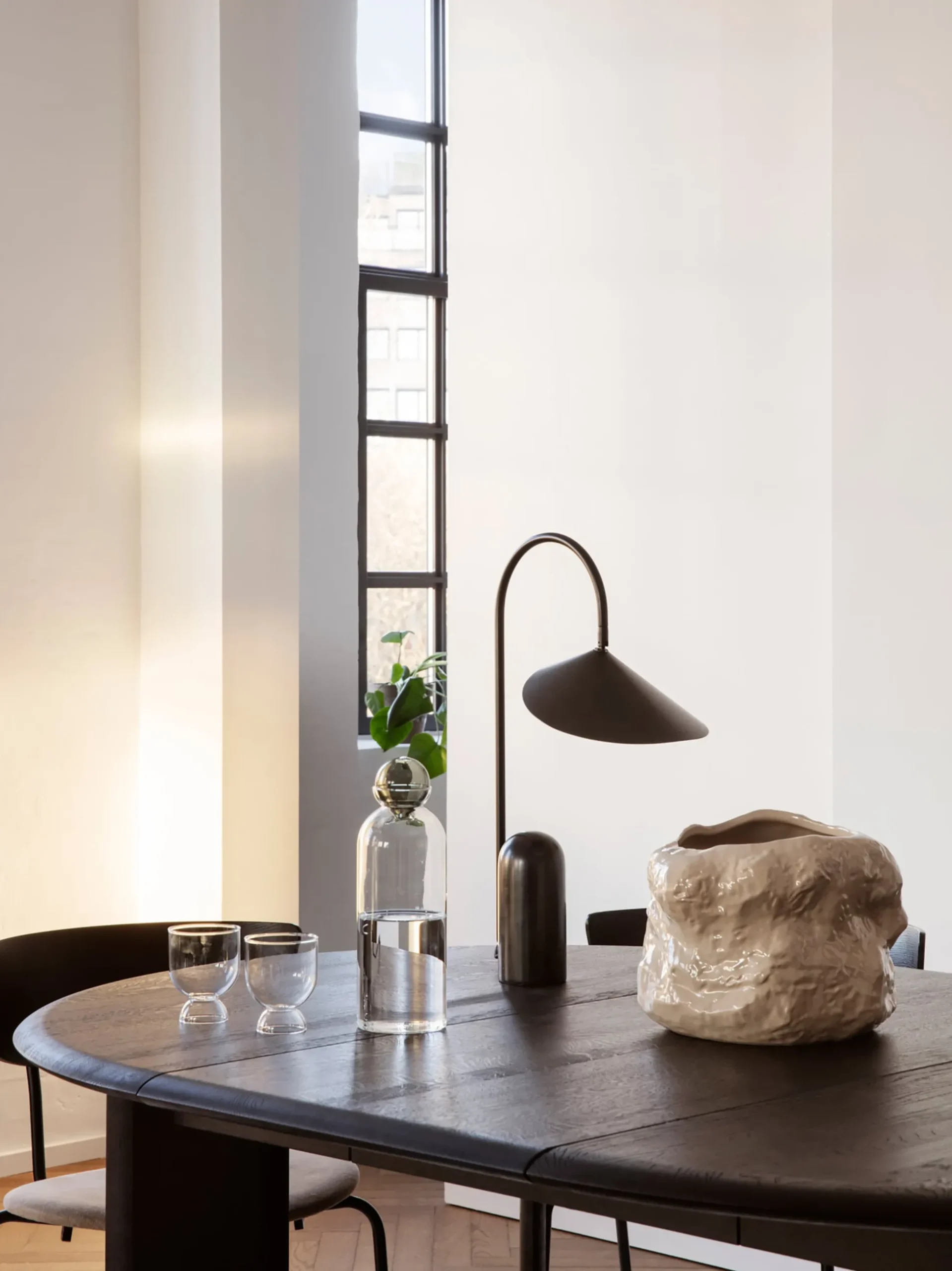 Bevel Table Extendable