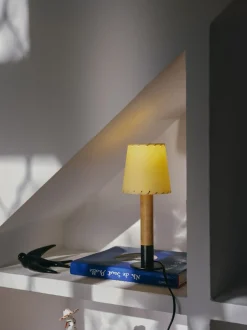 Básica Mínima - Table Lamp