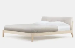 Capo Bed