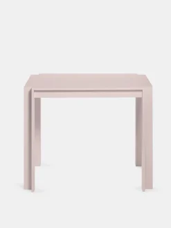 Cora Table