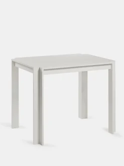 Cora Table