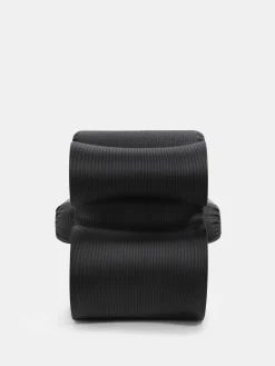 Eel Lounge Chair