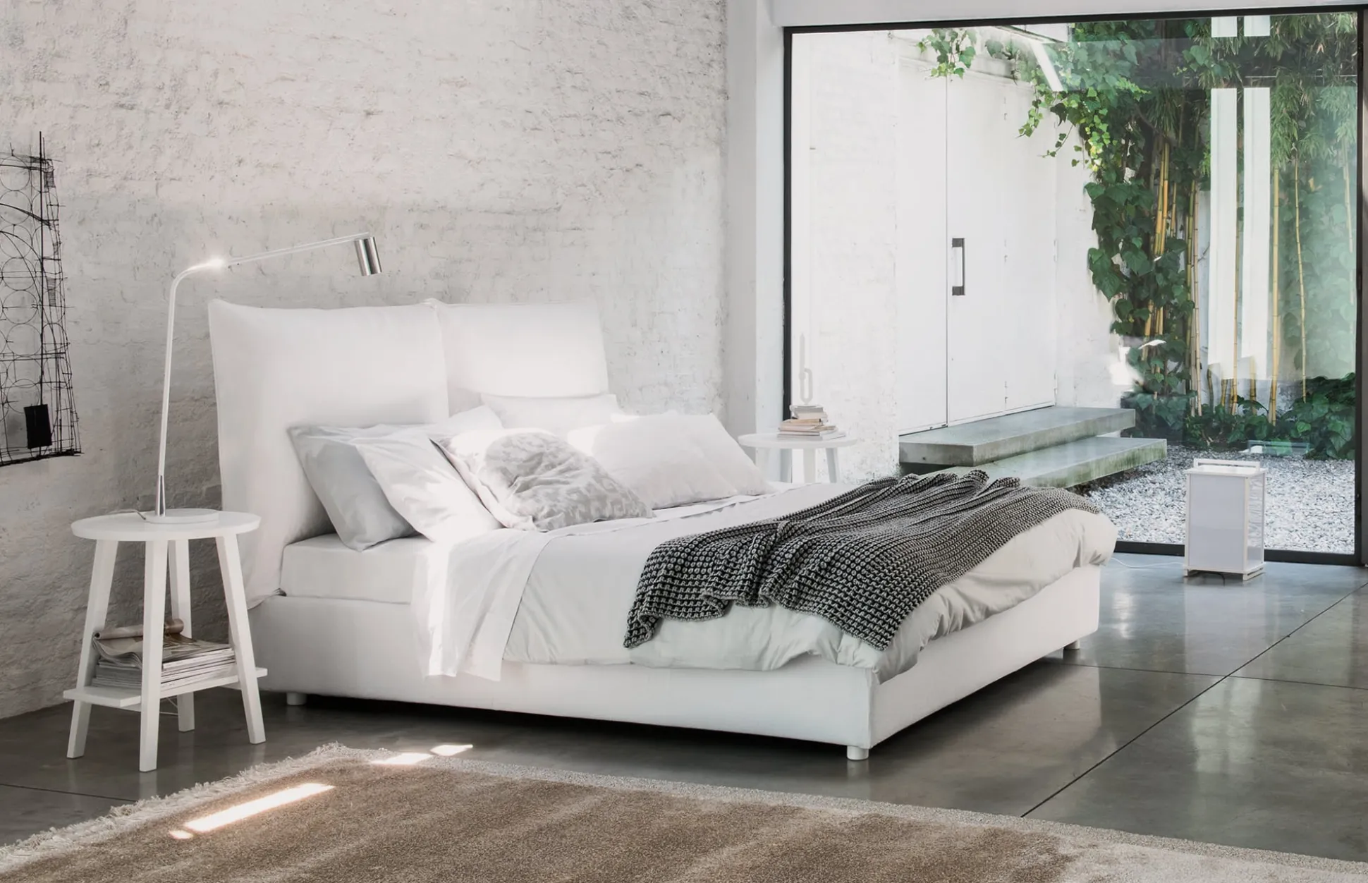 Fly Bed Frame 180 cm