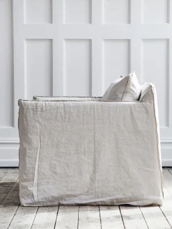 Ghost 09 Loveseat