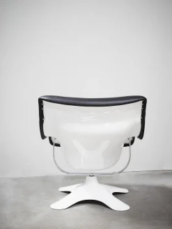 Karuselli Lounge Chair