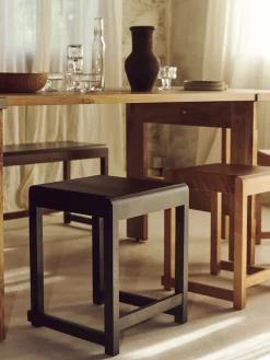 Low Stool 01