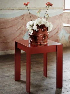 Malé Side Table