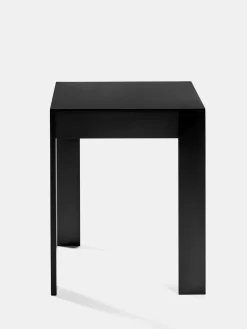 Malé Side Table