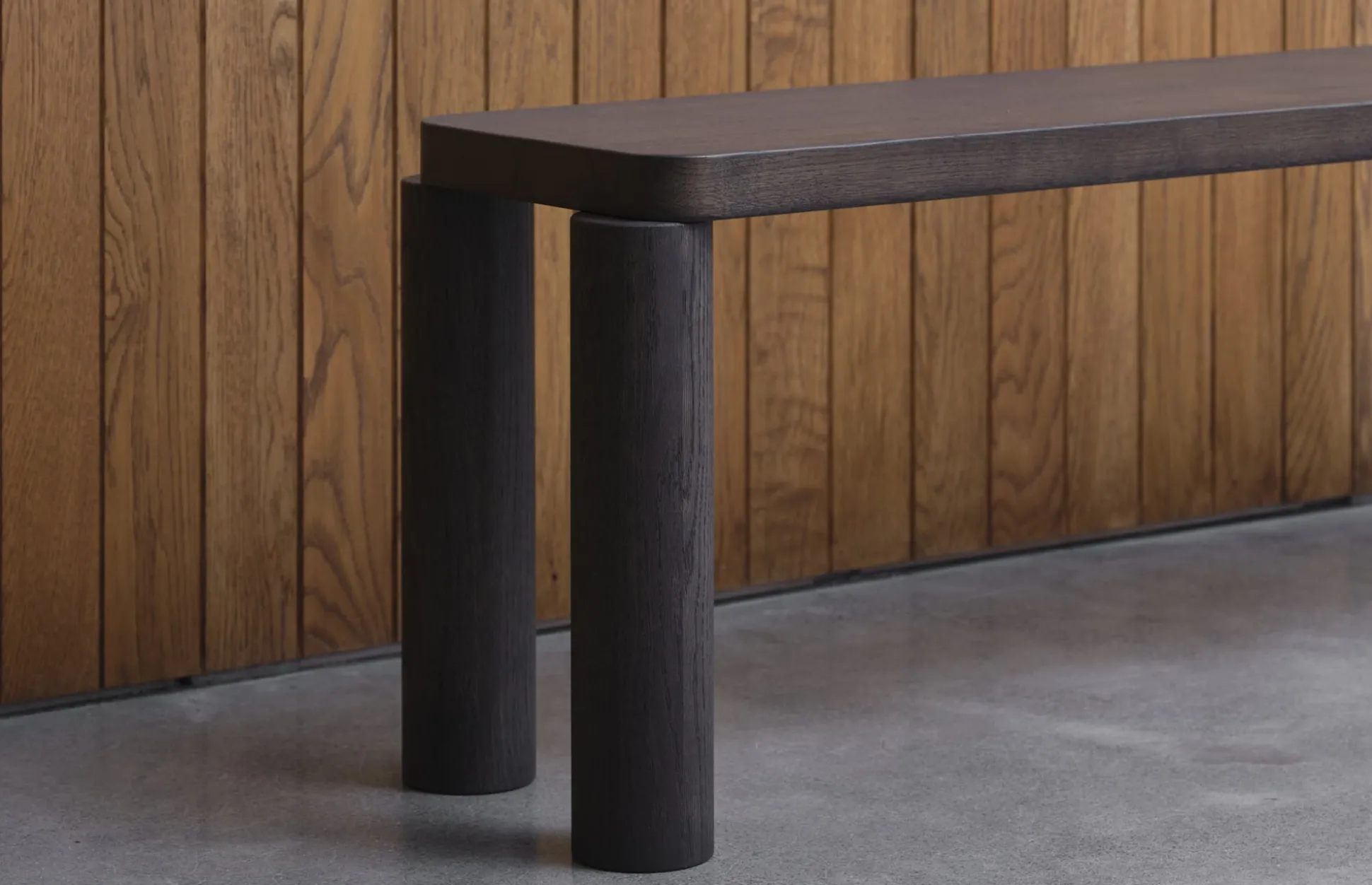 Offset Bench