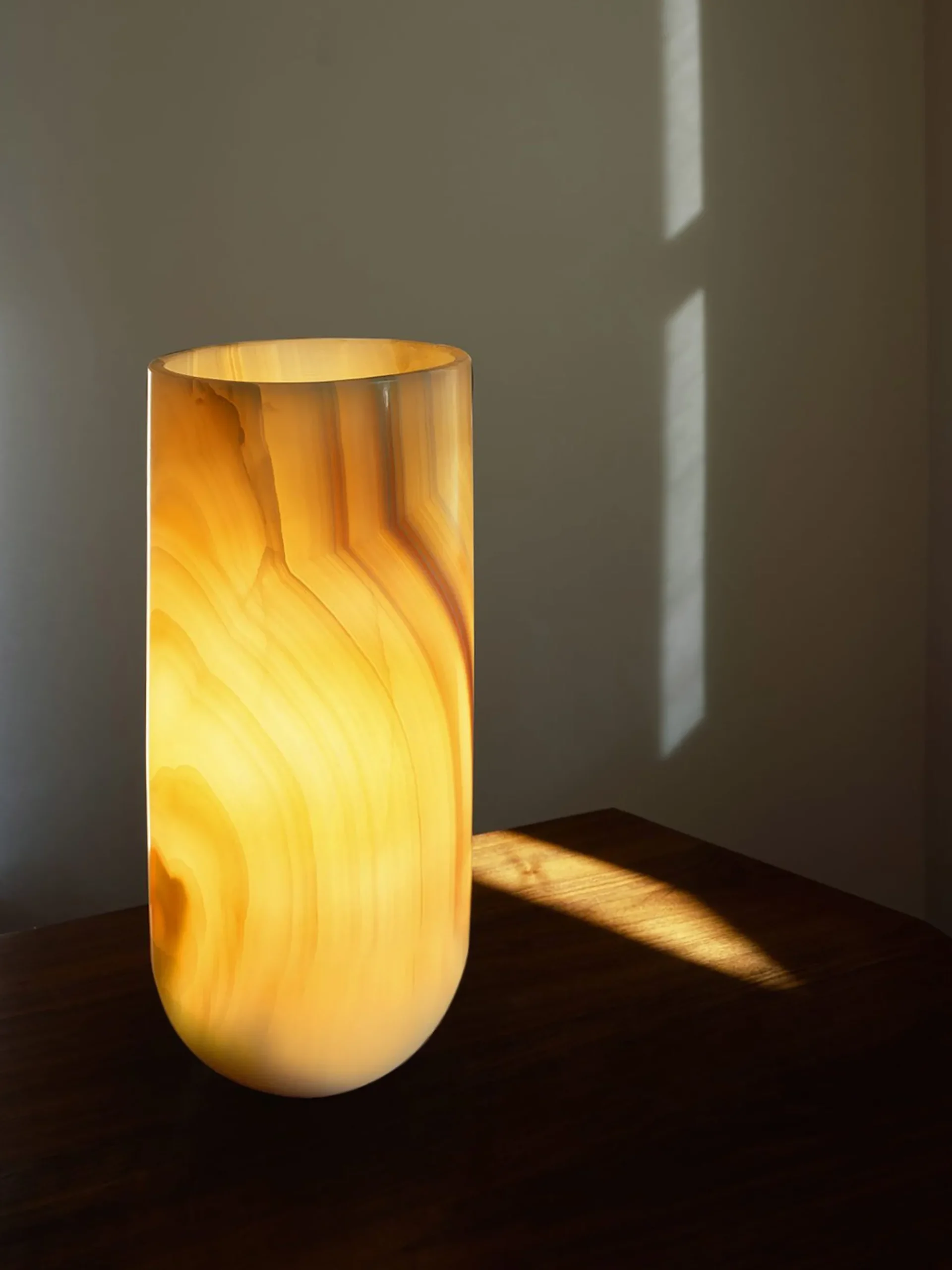 ONYX Table Lamp