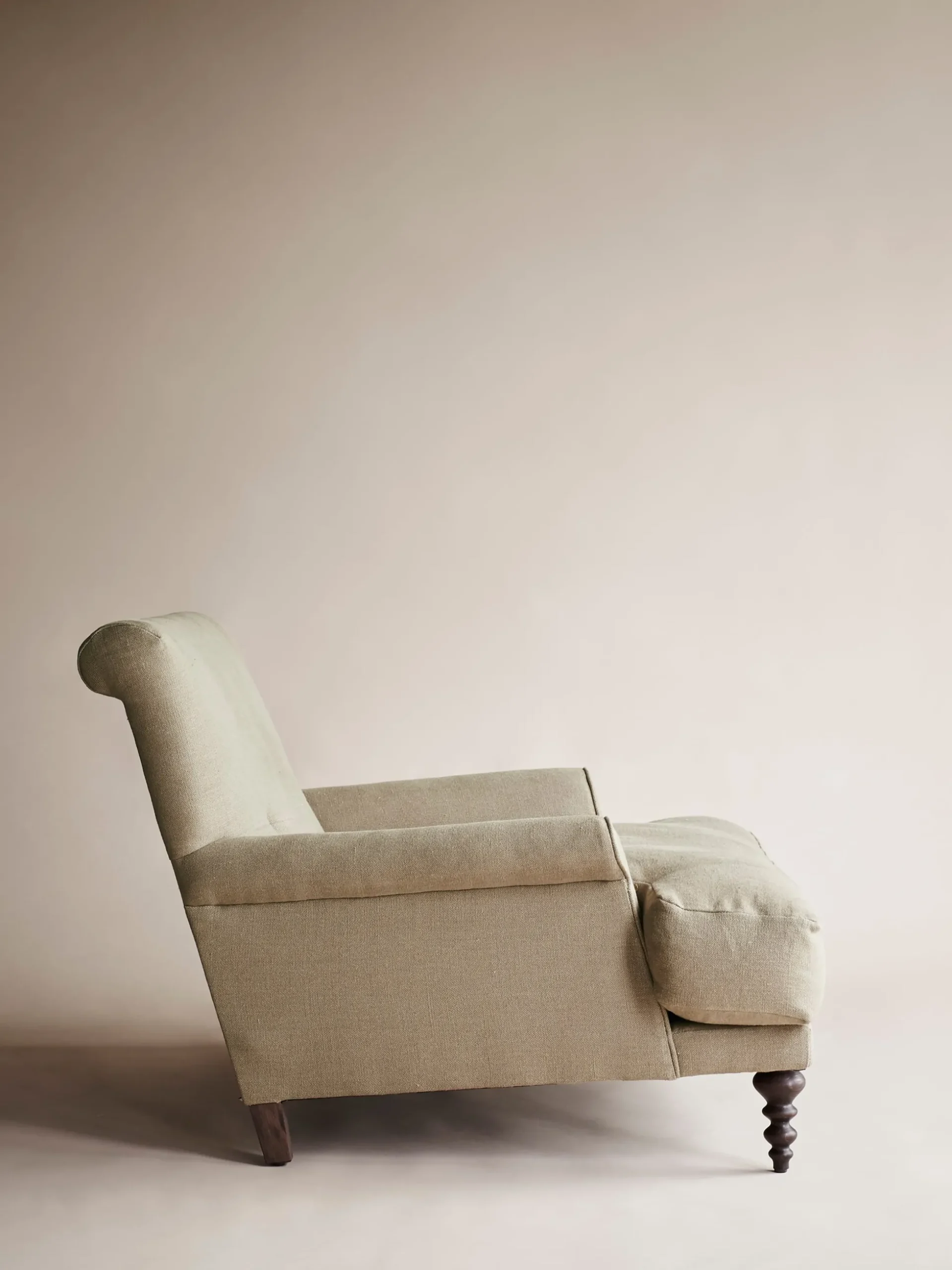 Oscar Armchair