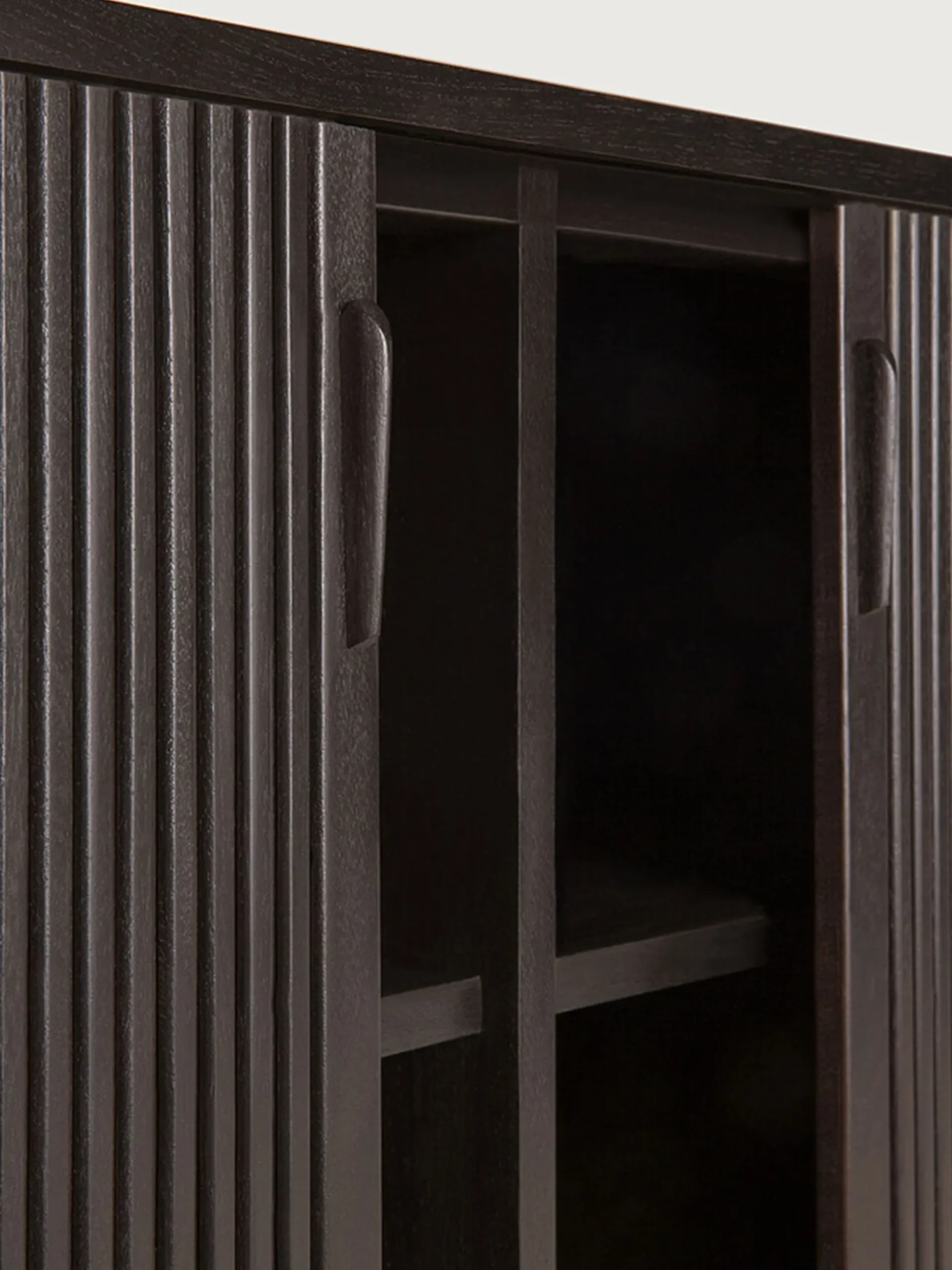 Roller Max Sideboard