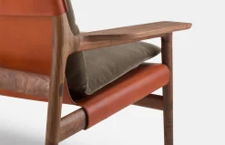 Sela Sofa