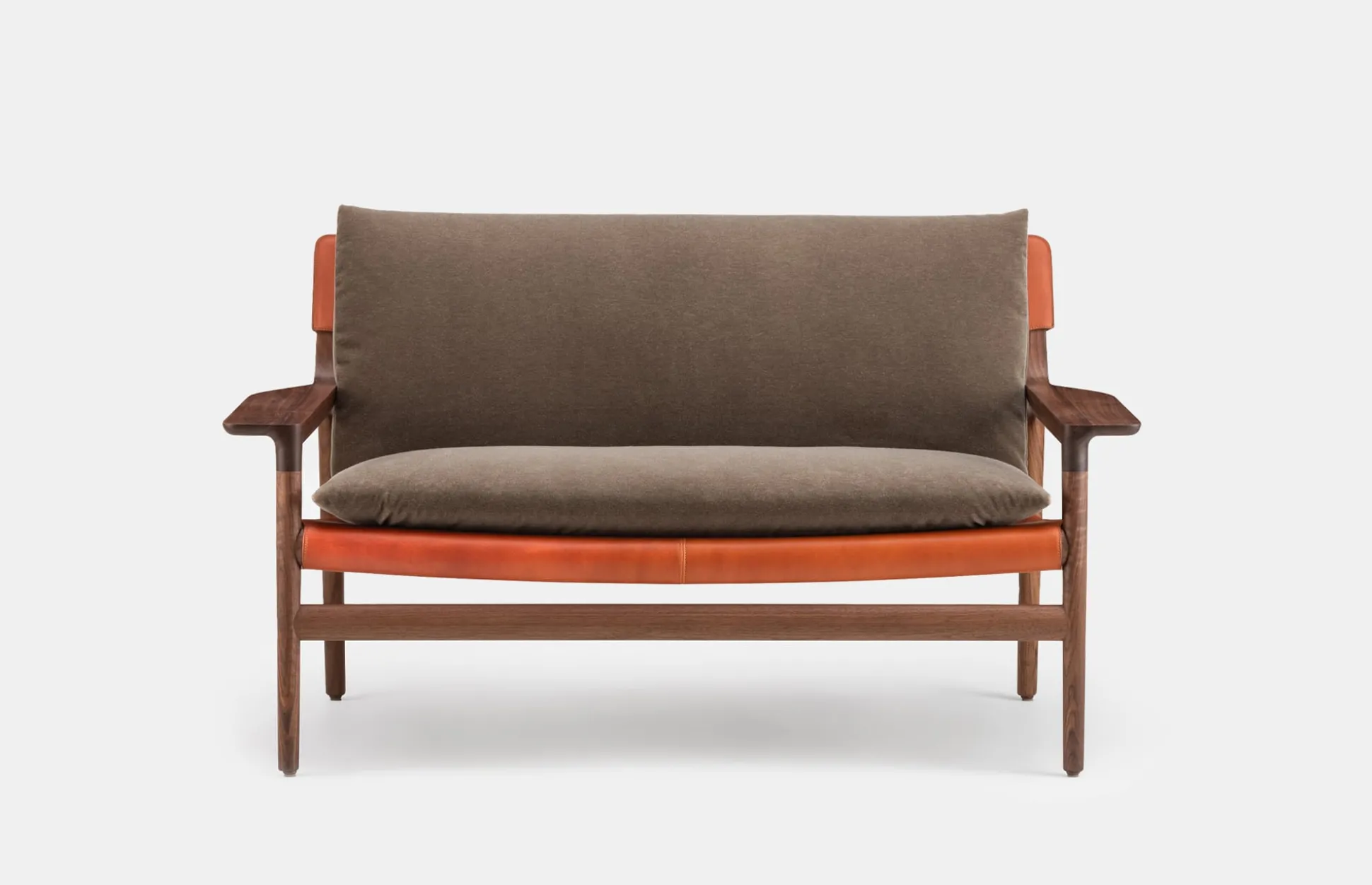 Sela Sofa