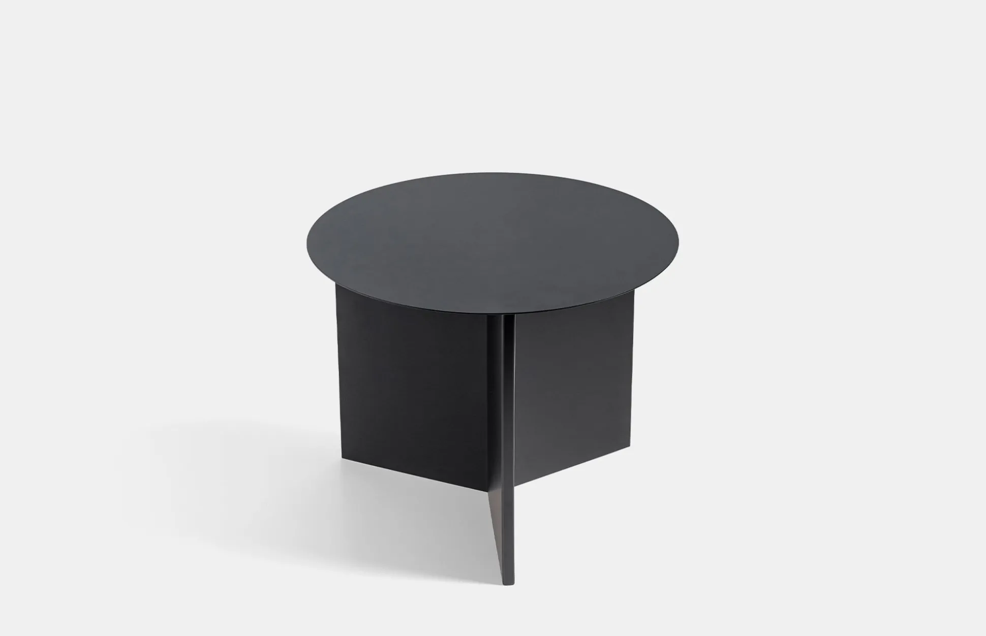 Slit Table Round