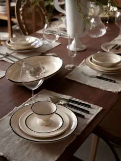 The Line - Side Plate