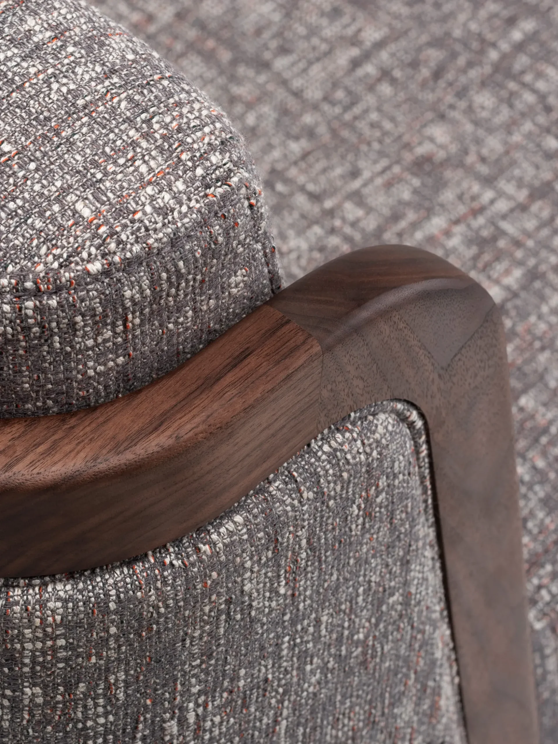 Throne Lounge Chair