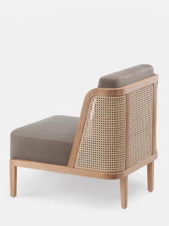 Throne Lounge Chair - Rattan