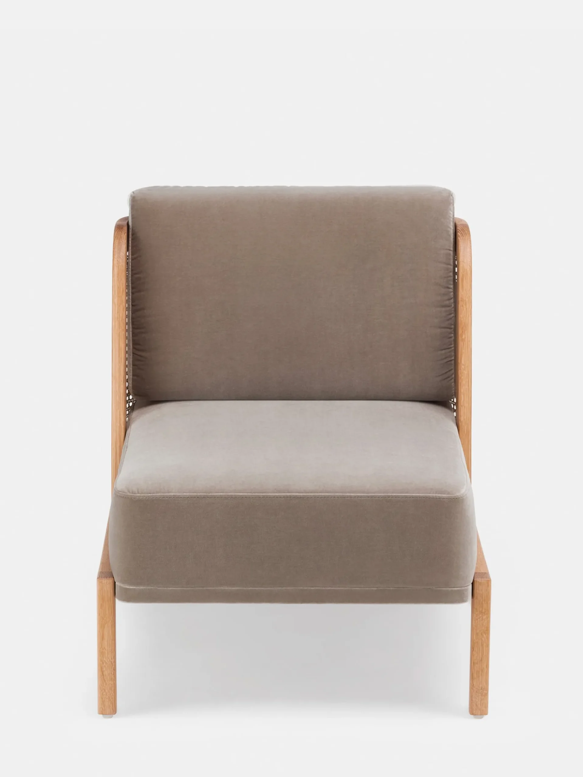 Throne Lounge Chair - Rattan
